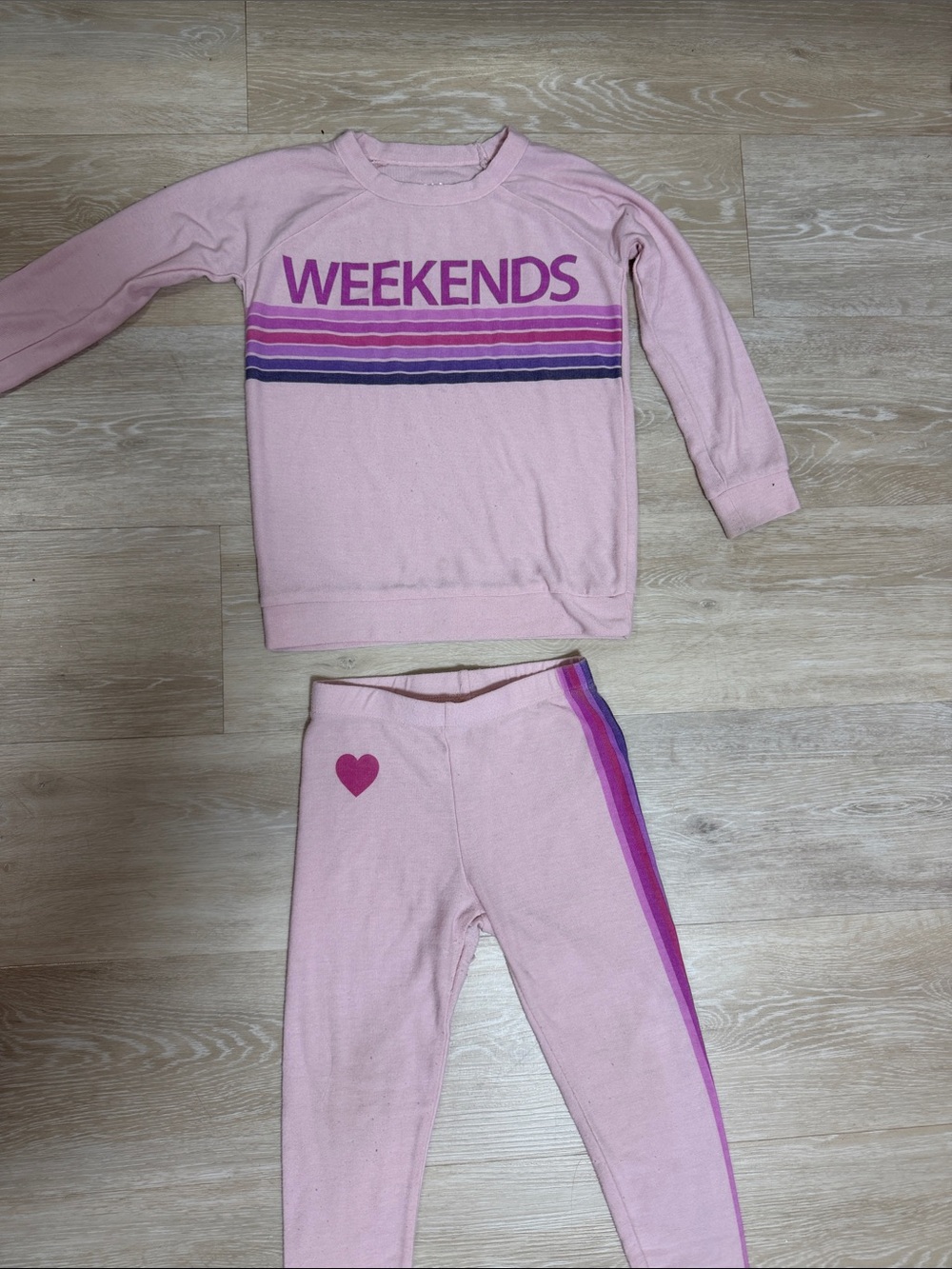 Chaser Weekends Sweatset